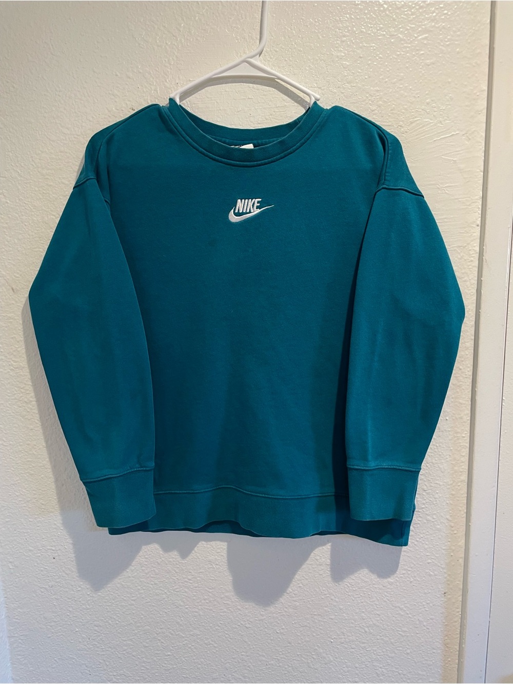 ✨ Nike Center Swoosh Club Fleece Crewneck Sweatshirt Teal Green Women's L